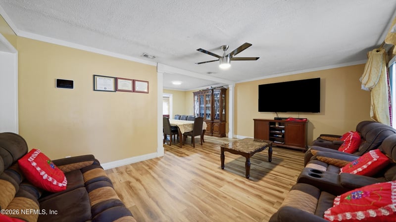 2238 Ligustrum Rd, Jacksonville, FL 32211