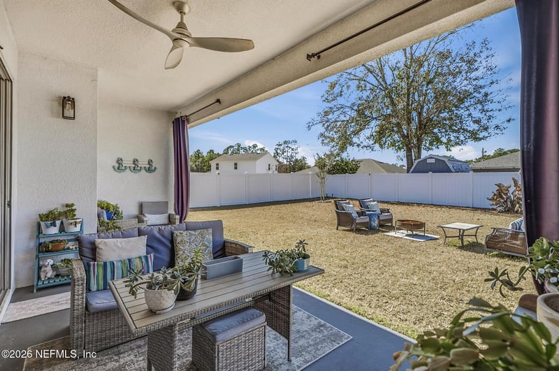 60 Frenora Ln, Palm Coast, FL 32137