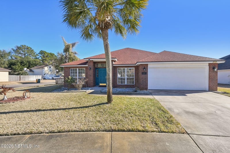 2447 Coachman Lakes Dr, Jacksonville, FL 32246