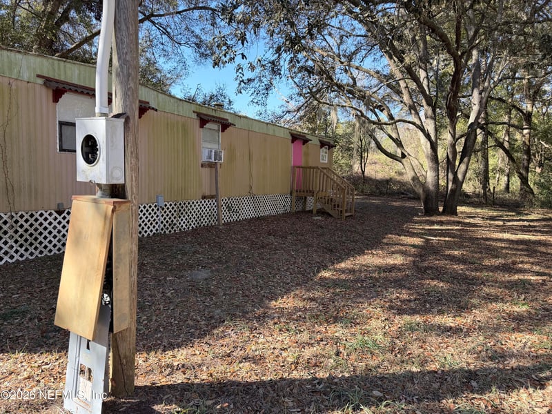 607 Wilson Dr, Interlachen, FL 32148