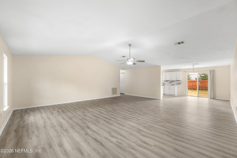 2427 Olson Ln, Jacksonville, FL 32210