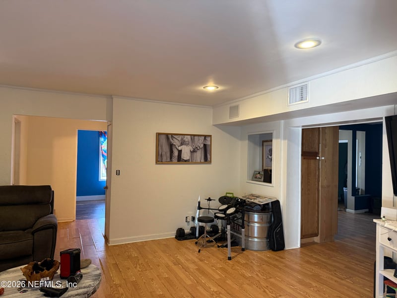 3610 Peach Dr, Jacksonville, FL 32246