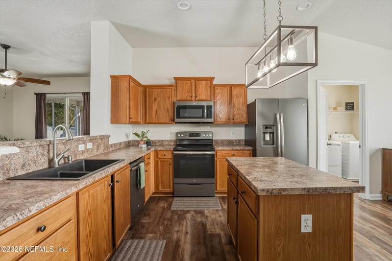 11761 Huckleberry Trl, Macclenny, FL 32063