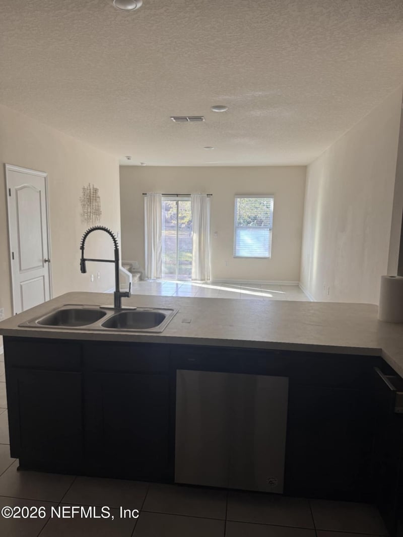 7680 Legacy Trl, Jacksonville, FL 32256