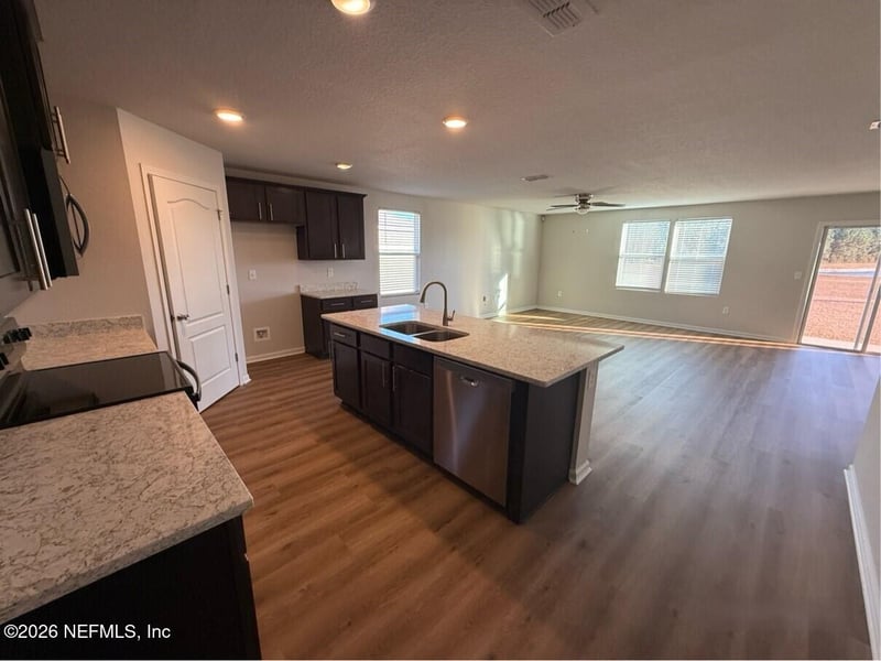 15620 Saddled Charger Dr, Jacksonville, FL 32234