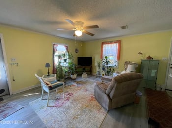 709 11th St, Palatka, FL 32177