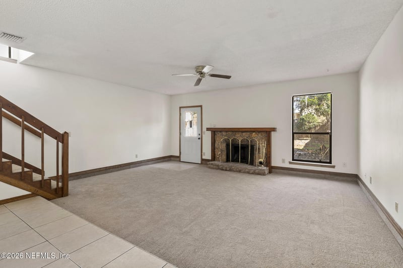 751 Egret Bluff Ln, Jacksonville, FL 32211