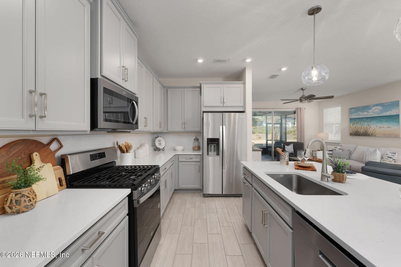 177 Fly Line Dr, St Johns, FL 32259