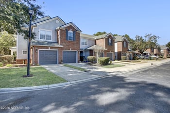 13255 Stone Pond Dr, Jacksonville, FL 32224