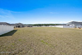 15608 Whispering Fir Dr, Jacksonville, FL 32218