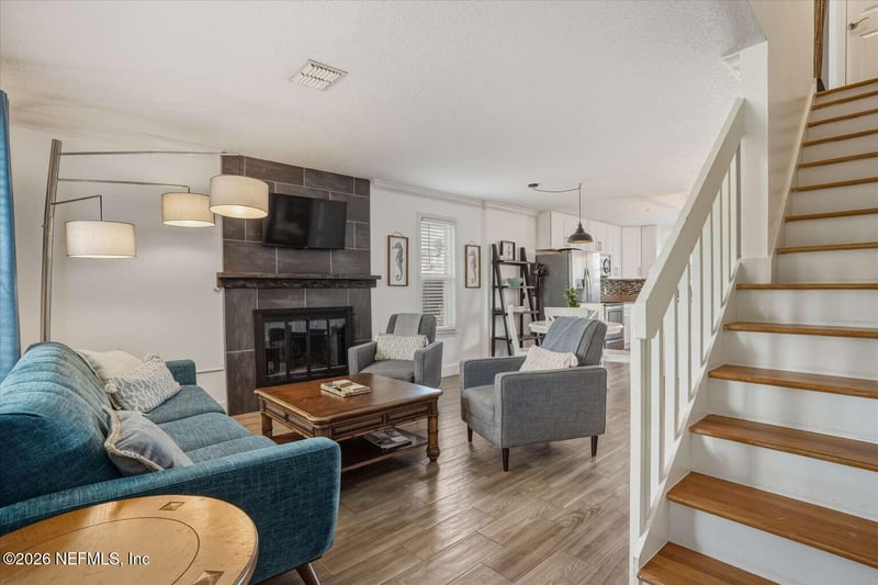 505 Upper 8th Ave, Jacksonville Beach, FL 32250