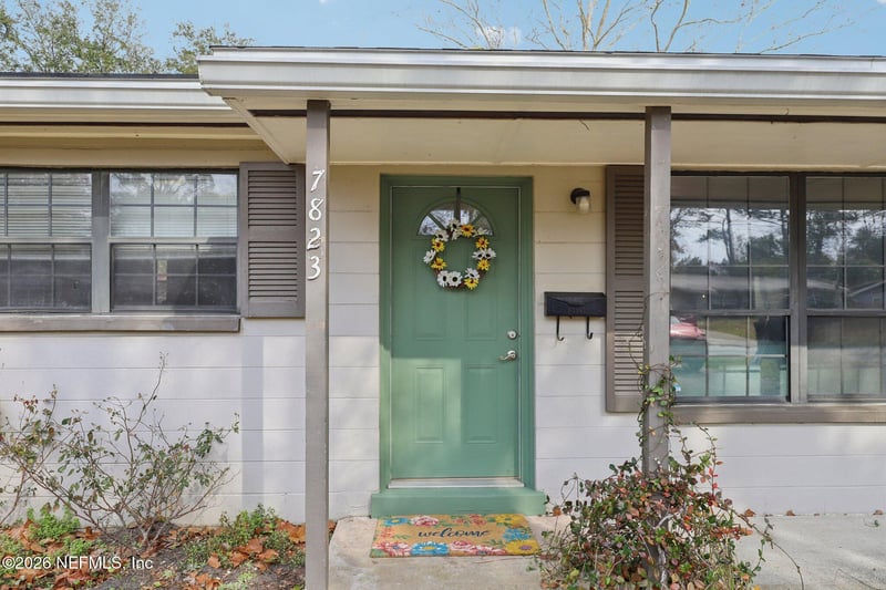 7823 Praver Dr, Jacksonville, FL 32217