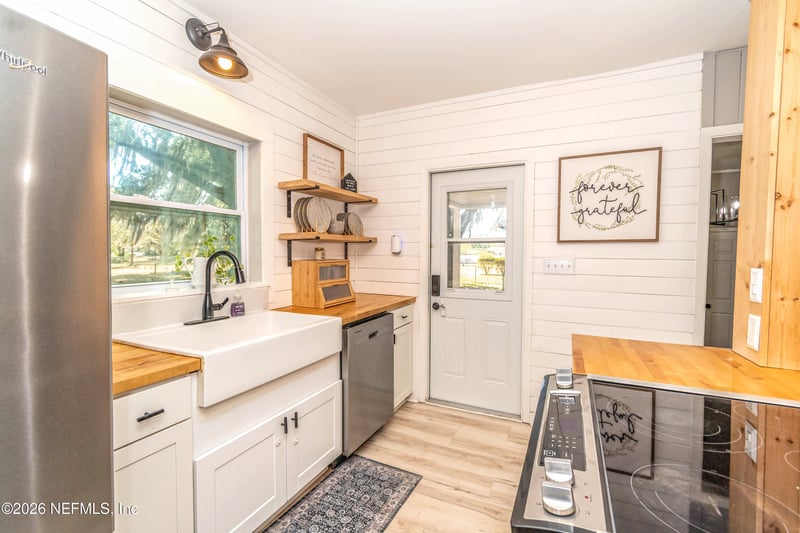 580 3rd St, Lake Butler, FL 32054