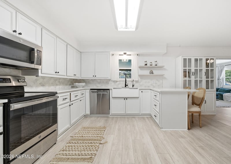 5239 Peggy Ln, Middleburg, FL 32068