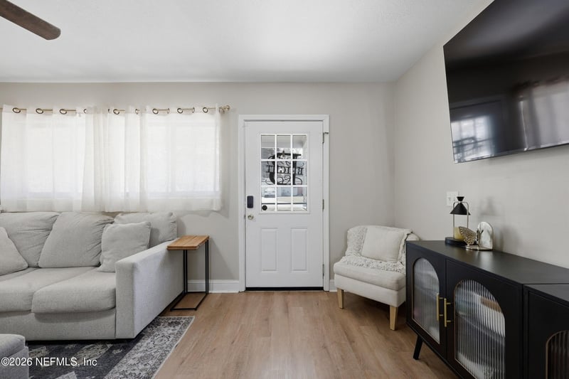 1611 6th Ave, Jacksonville Beach, FL 32250