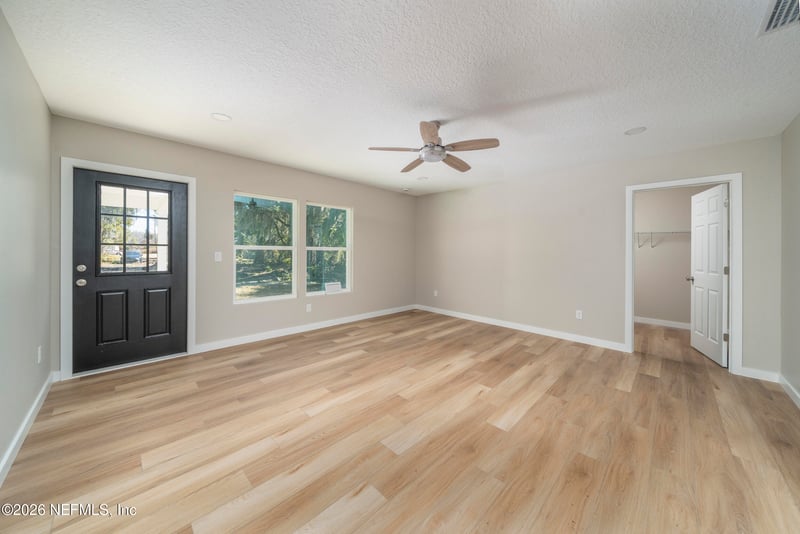 911 14th St, Palatka, FL 32177