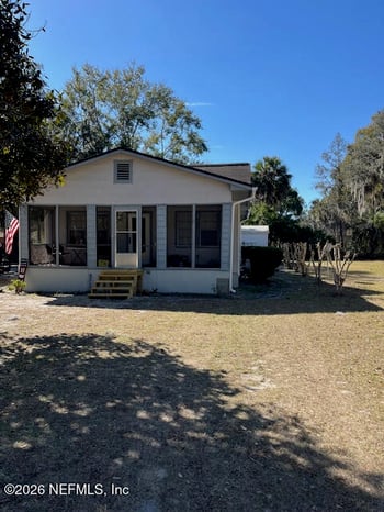 319 Pine Ave, Green Cove Springs, FL 32043