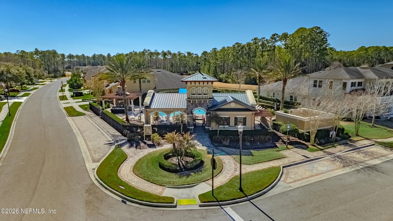 435 Wingstone Dr, Jacksonville, FL 32081