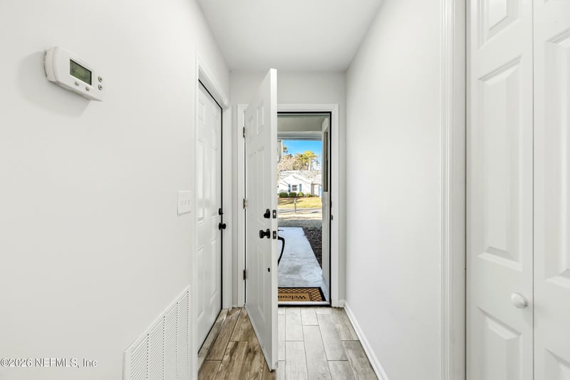 2170 The Woods Dr, Jacksonville, FL 32246