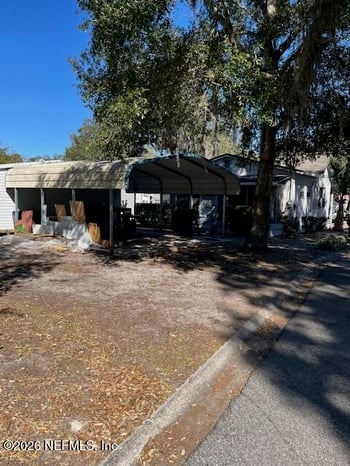 319 Pine Ave, Green Cove Springs, FL 32043