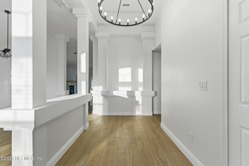 2303 Longmont Ln, Jacksonville, FL 32246