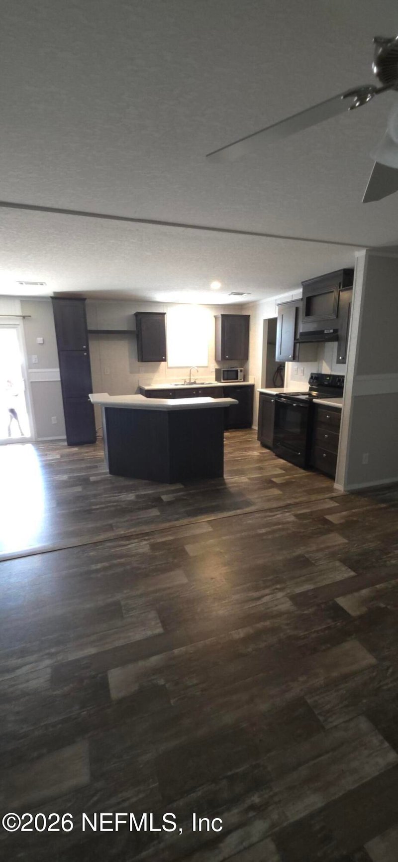 9737 Clinton Ave, Glen St Mary, FL 32040