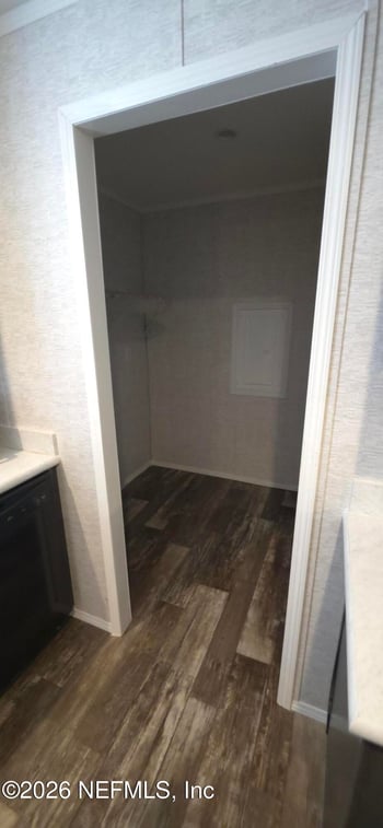 9737 Clinton Ave, Glen St Mary, FL 32040