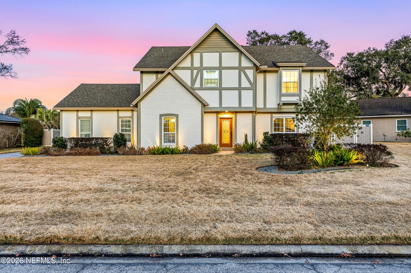 3507 Hidden Lake Dr, Jacksonville, FL 32216