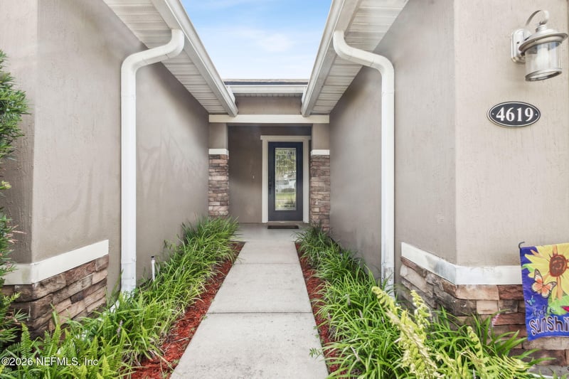 4619 Pine Lake Dr, Middleburg, FL 32068