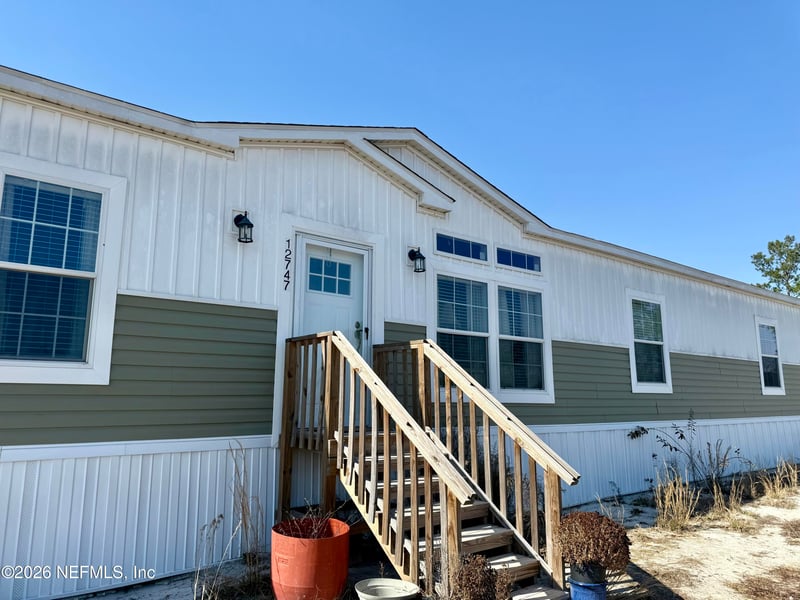 12747 Cowpen Rd, Glen St Mary, FL 32040