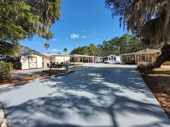 1074 Front Lots 98 & 99 St, Welaka, FL 32193