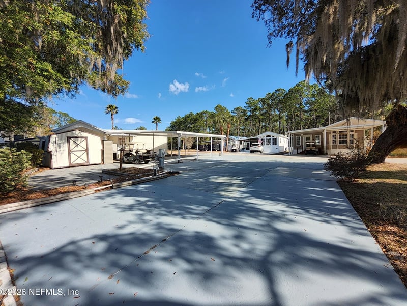 1074 Front Lots 98 & 99 St, Welaka, FL 32193