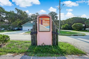 11742 Jocelyn Rd, Jacksonville, FL 32225