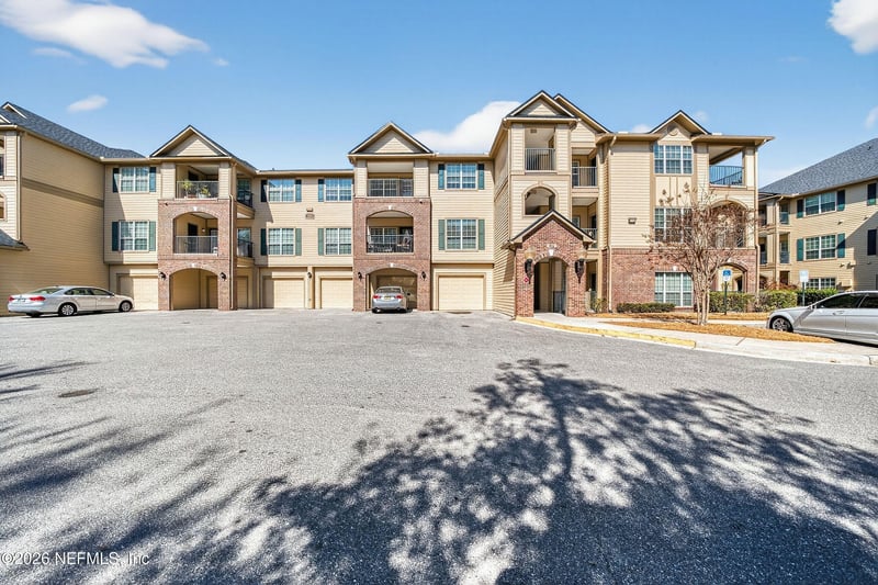 7800 Point Meadows Dr #934, Jacksonville, FL 32256