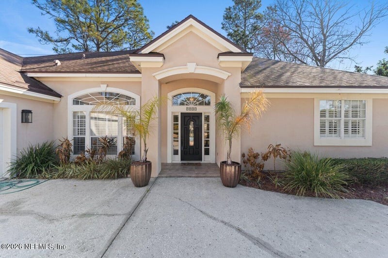 9957 Chelsea Lake Rd, Jacksonville, FL 32256