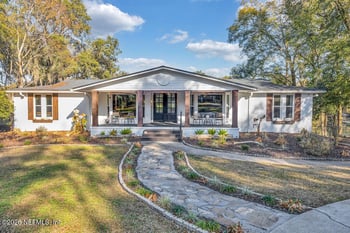 697 Arthur Moore Dr, Green Cove Springs, FL 32043