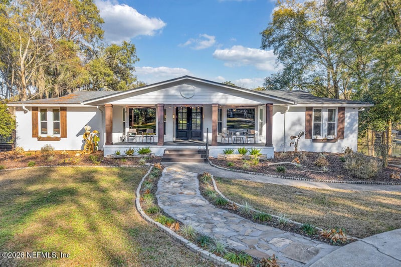 697 Arthur Moore Dr, Green Cove Springs, FL 32043