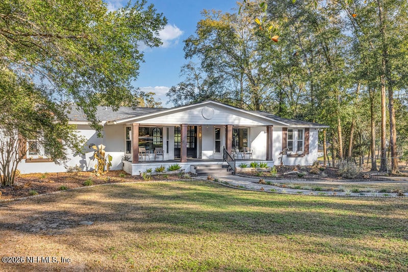 697 Arthur Moore Dr, Green Cove Springs, FL 32043