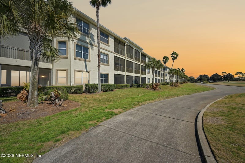 200 Riverfront Dr #B103, Palm Coast, FL 32137