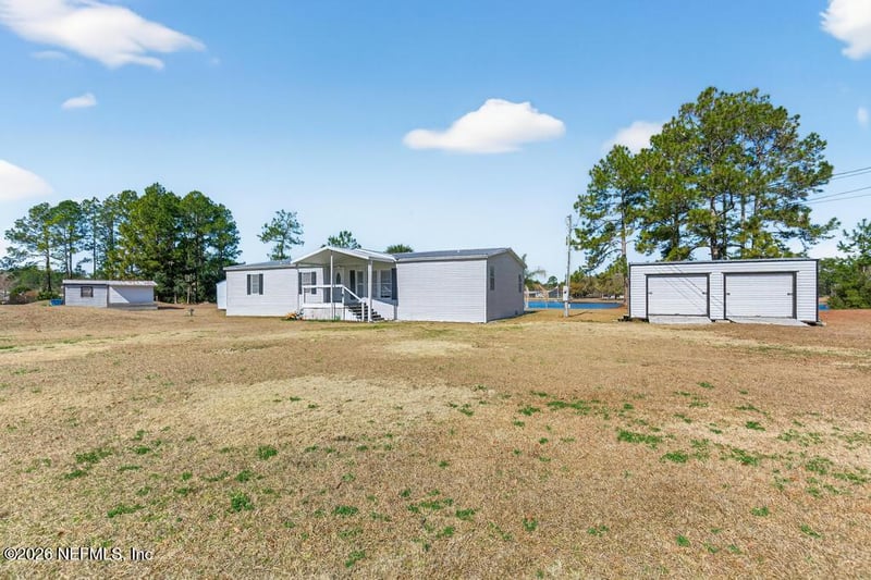 5295 Hammock Lake Dr, Jacksonville, FL 32226