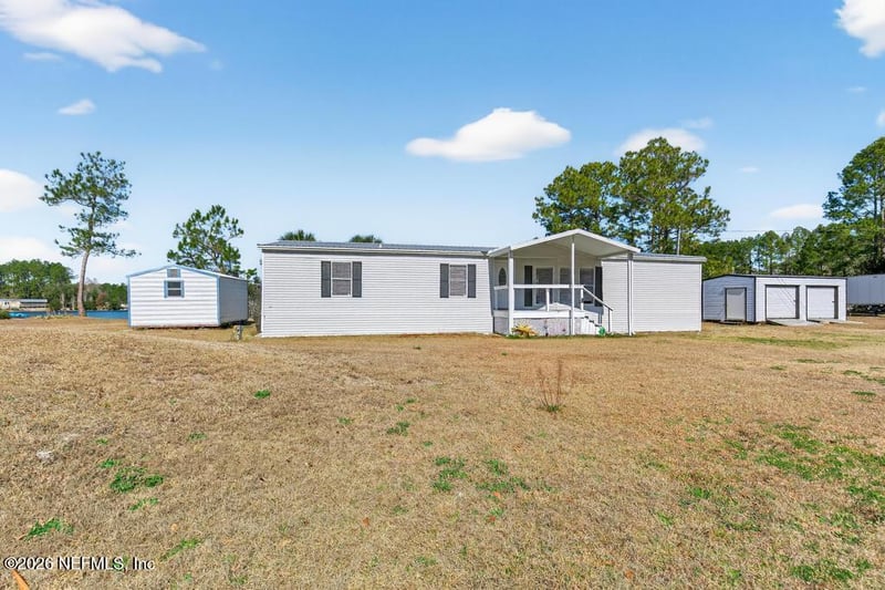 5295 Hammock Lake Dr, Jacksonville, FL 32226