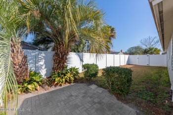 494 Filmore Dr, Jacksonville, FL 32225
