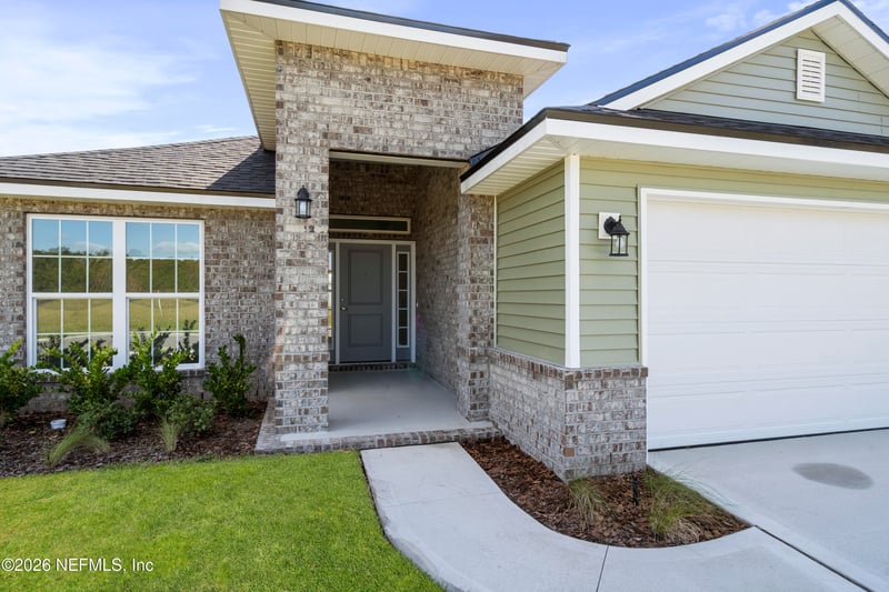 8387 Helmsley Blvd, Jacksonville, FL 32219