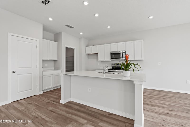 14828 Macadamia Ln, Jacksonville, FL 32218