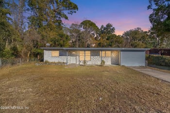 8843 Darlington Dr, Jacksonville, FL 32208