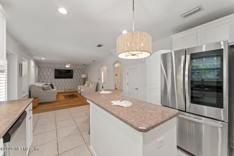 614 6th Ave, Jacksonville Beach, FL 32250