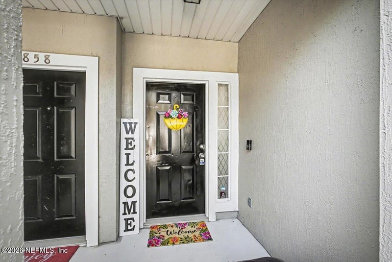 7862 Melvin Rd, Jacksonville, FL 32210