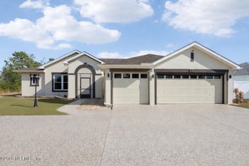 8 Laramie Dr, Palm Coast, FL 32137