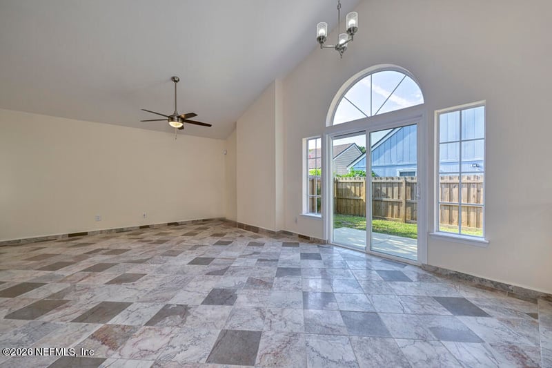 7728 Lynchburg Ct, Jacksonville, FL 32277