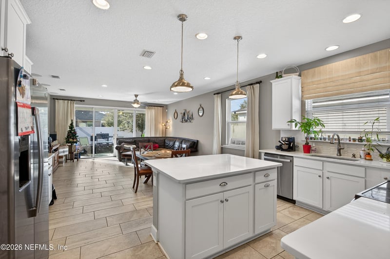 6308 Thatcher Ln, Jacksonville, FL 32222